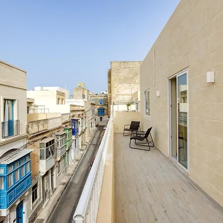 Spectacular 5br Townhouse Located In By 360 Estates