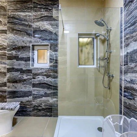 Prázdninový dům Spectacular 5br Townhouse Located In By 360 Estates