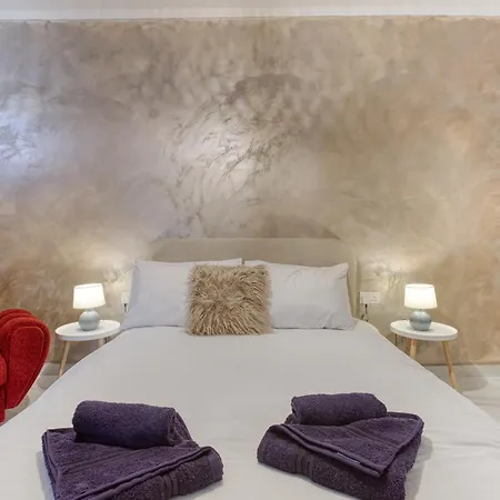 Spectacular 5br Townhouse Located In By 360 Estates 펜션 *