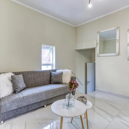 Spectacular 5br Townhouse Located In By 360 Estates * Sliema