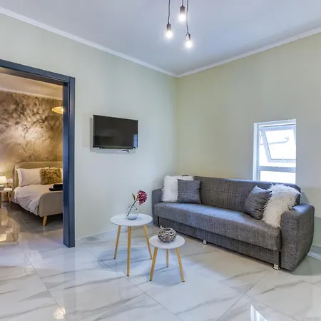 Spectacular 5br Townhouse Located In By 360 Estates 슬리에마