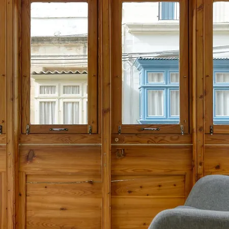 Spectacular 5br Townhouse Located In By 360 Estates 펜션 *