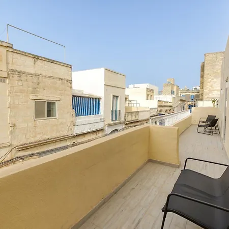 Spectacular 5br Townhouse Located In By 360 Estates