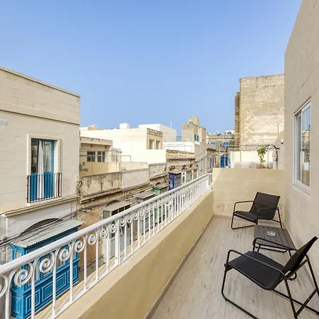Nyaraló Spectacular 5br Townhouse Located In By 360 Estates